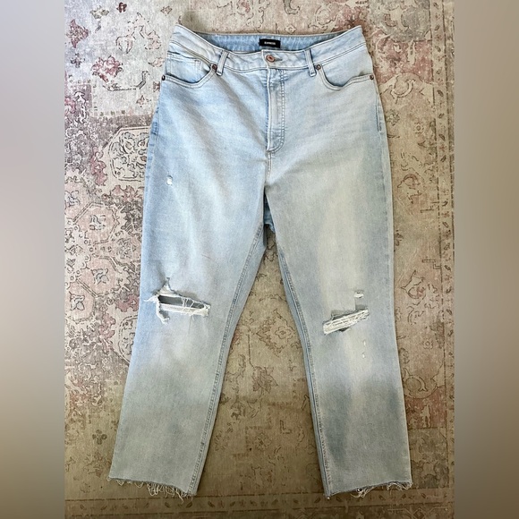 Express Curvy Mom Jean Super High Rise - Picture 1 of 4